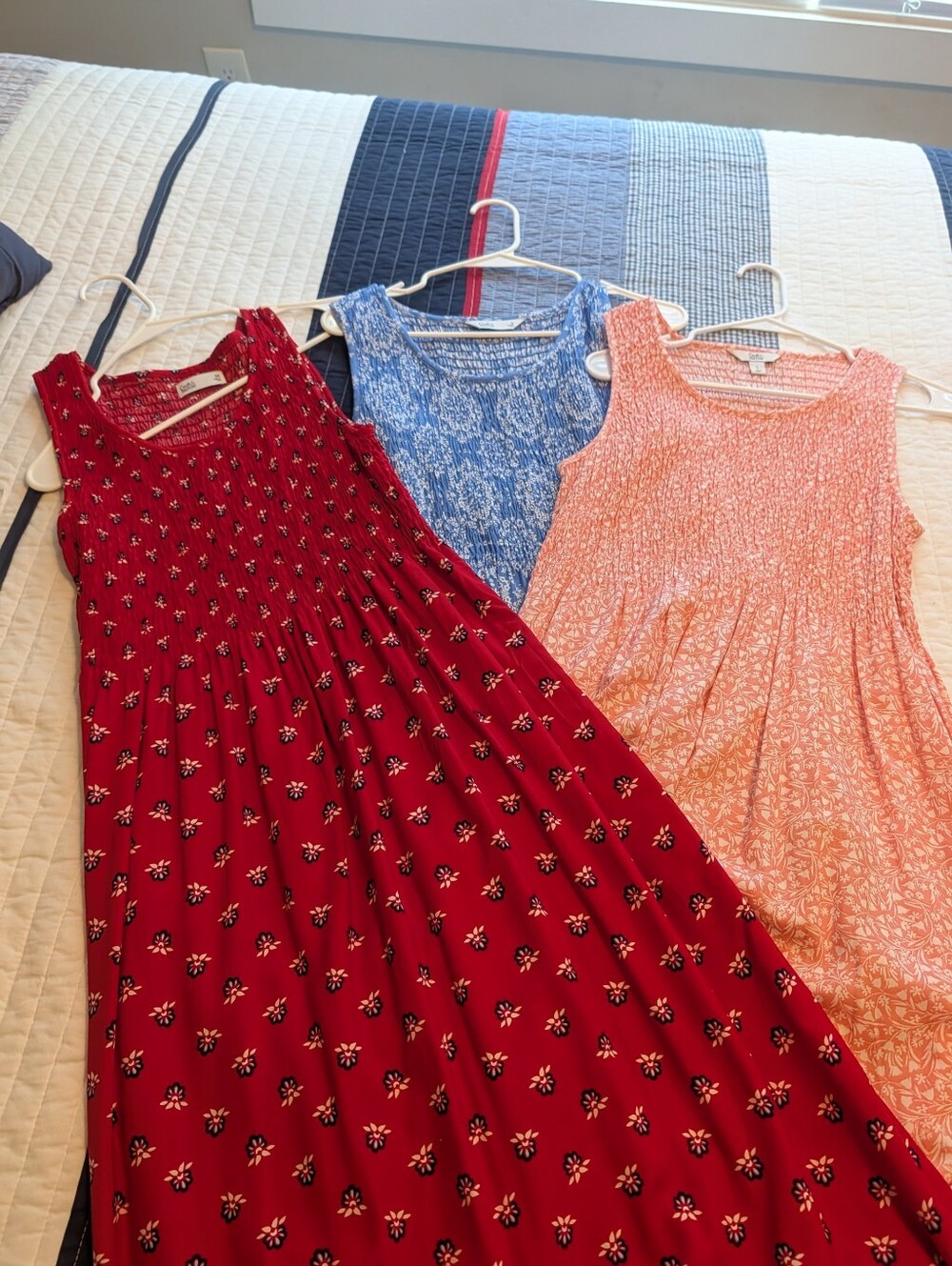 3 Ladies Craft And Barrow Midi Dresses Size Small And Red Is X Small